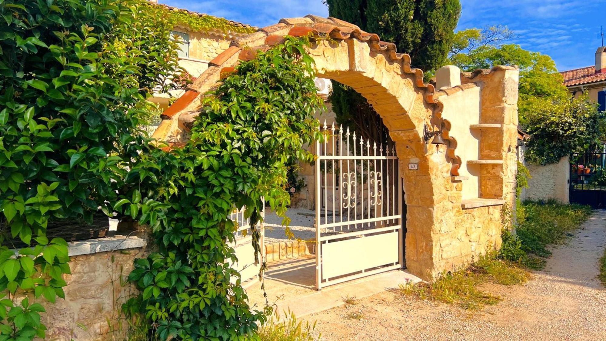 Vila La Boheme Mouries Exteriér fotografie