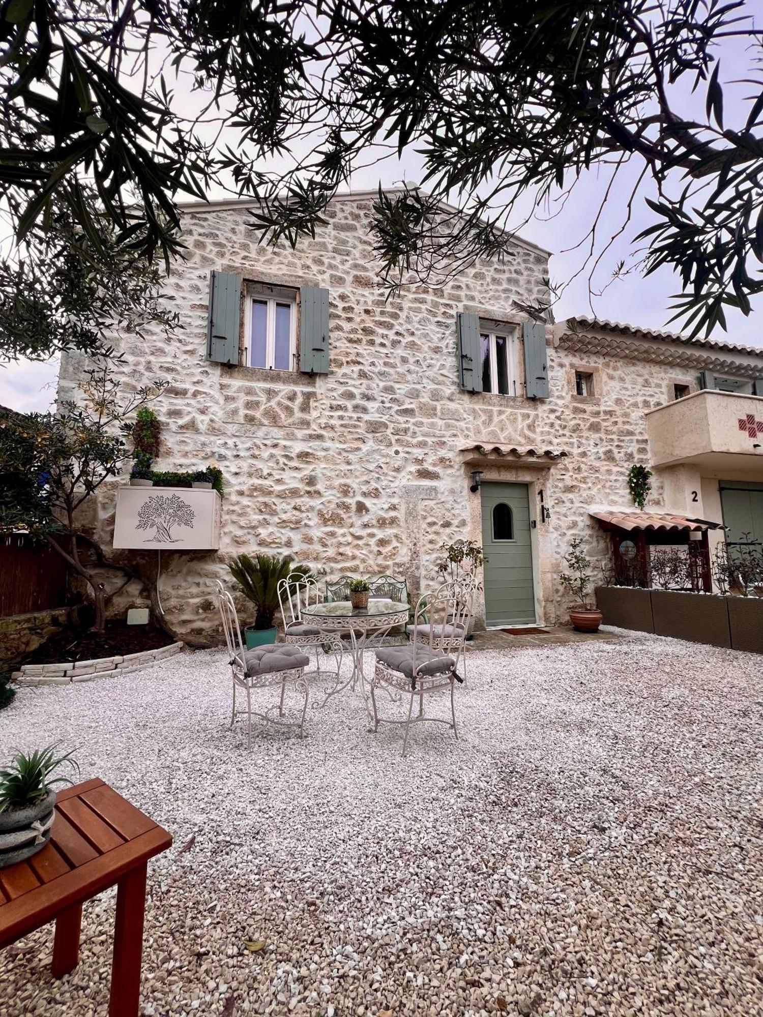 Vila La Boheme Mouries Exteriér fotografie